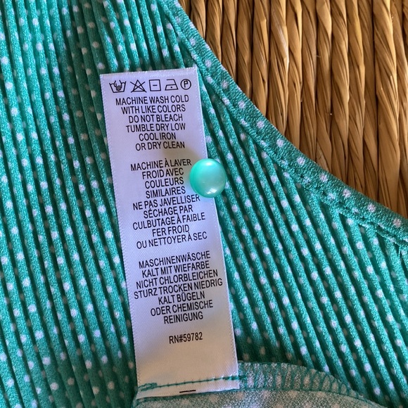 ADRIANNA PAPELL TOP - Picture 6 of 6